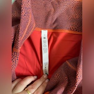 Lululemon Wunder Train High-Rise Crop Pant 23” - crackle. Used.  Size 18